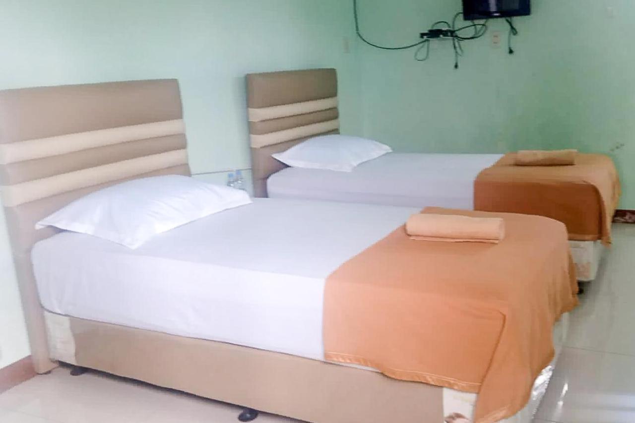 Sutomo Indah Homestay Syariah Mitra Reddoorz Padangsidimpuan Exteriör bild